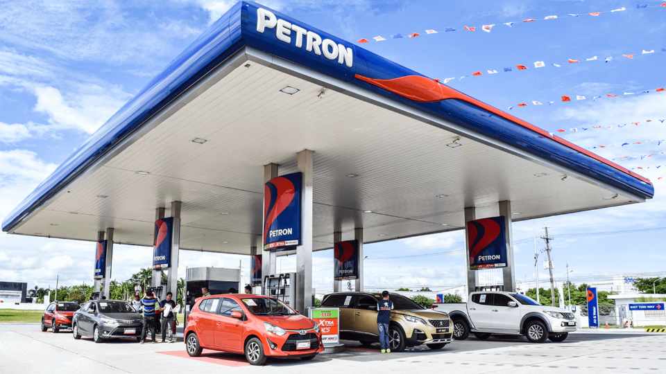 Petron raises PHP 32B via final bond tranche listing on PDEx