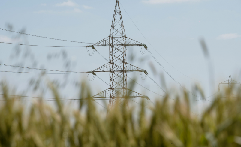 DOE, 5 cooperatives seal deal to energize nearly 1,500 off-grid homes