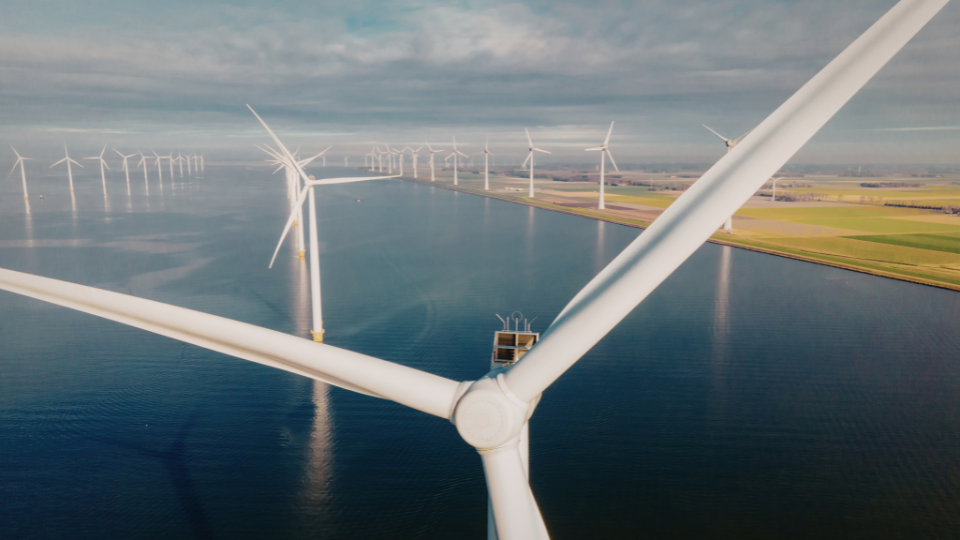 DOE launches milestone-driven GEA-5 offshore wind auction synced with grid, port readiness