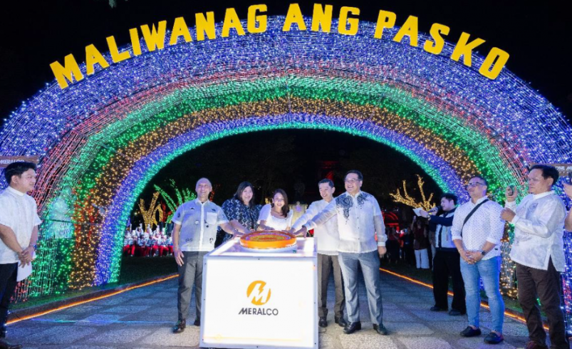 Meralco brings back eco-friendly Christmas display to Intramuros