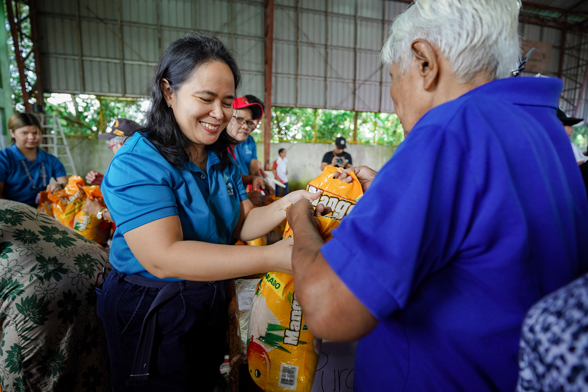 Prime Infra Foundation brings Christmas cheer to 80,000 across key Philippine provinces